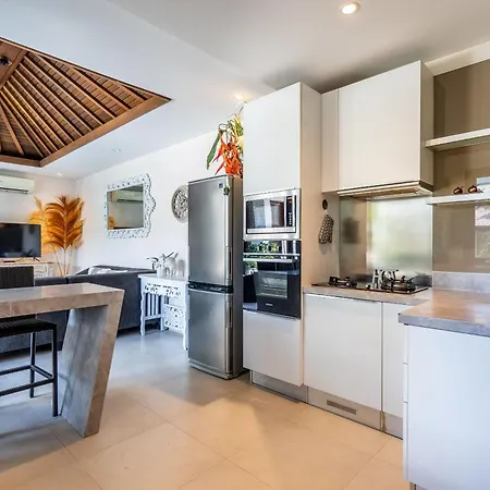 Kejora Beachfront Estate - Villa Murni Moments From Sanur Beach