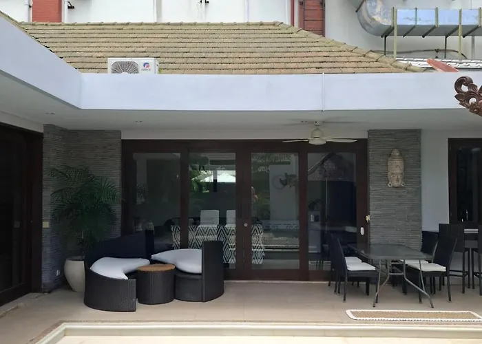 Kejora Beachfront Estate - Murni Moments From * サヌール